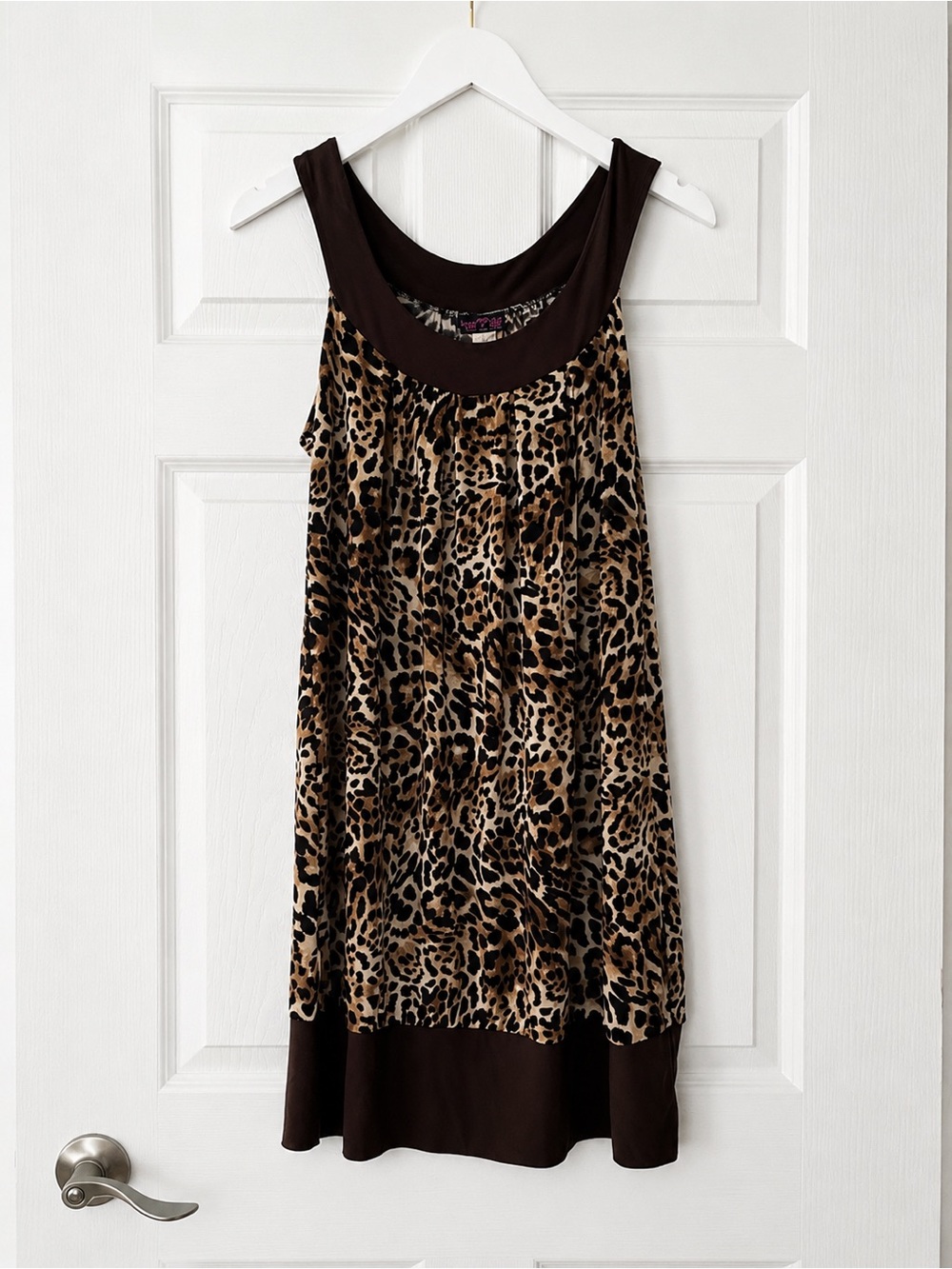 Vintage Y2K love me kiss me Sleeveless Leopard Print Dress with Dark Brown Trim